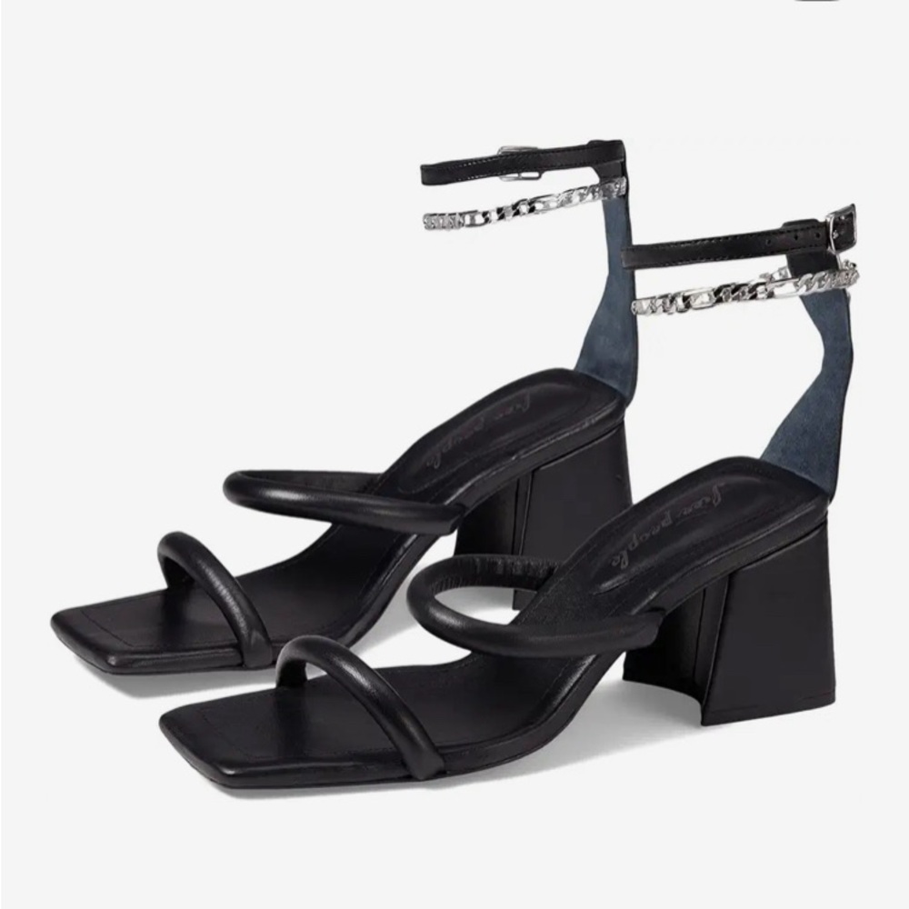 ⭐️NEW FREE PEOPLE Parker Chain Heel 39.5